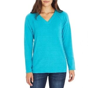Wildfox Haley Soft Brushed Long Sleeve V-Neck Sweater in Peacock Turquoise XXL